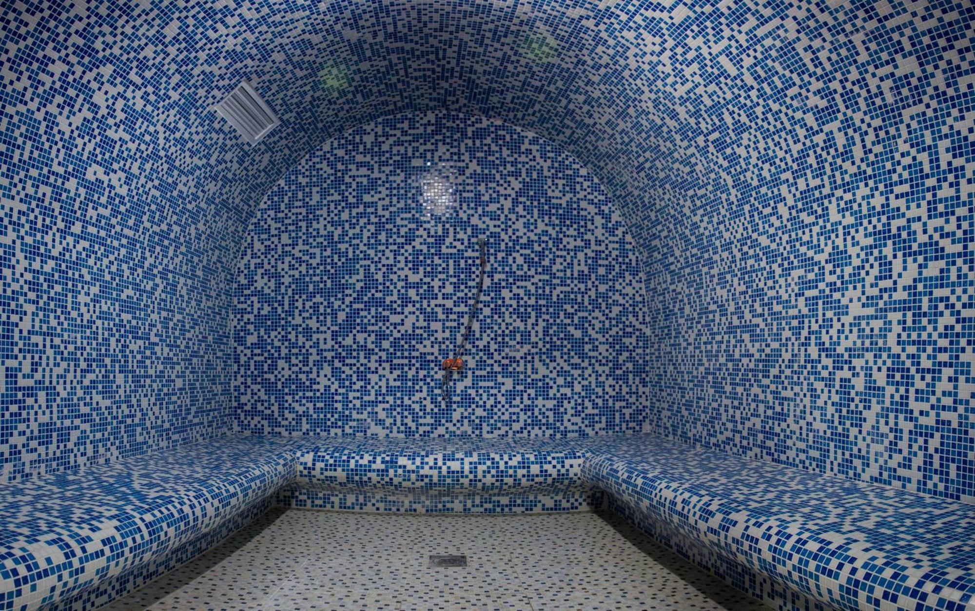 Casablanca Apart Hotel Bişkek Dış mekan fotoğraf
