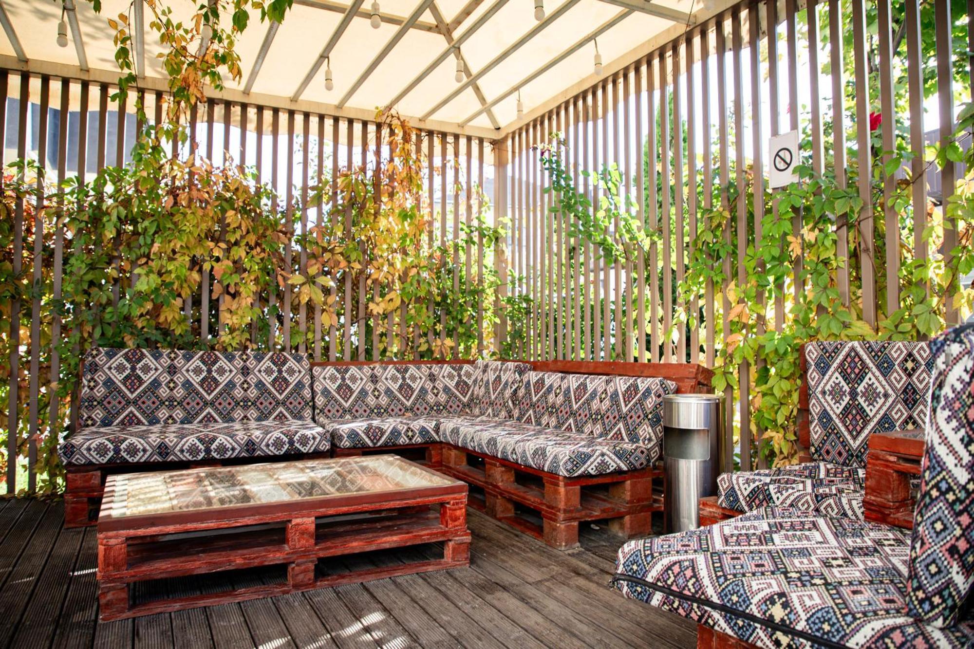 Casablanca Apart Hotel Bişkek Dış mekan fotoğraf