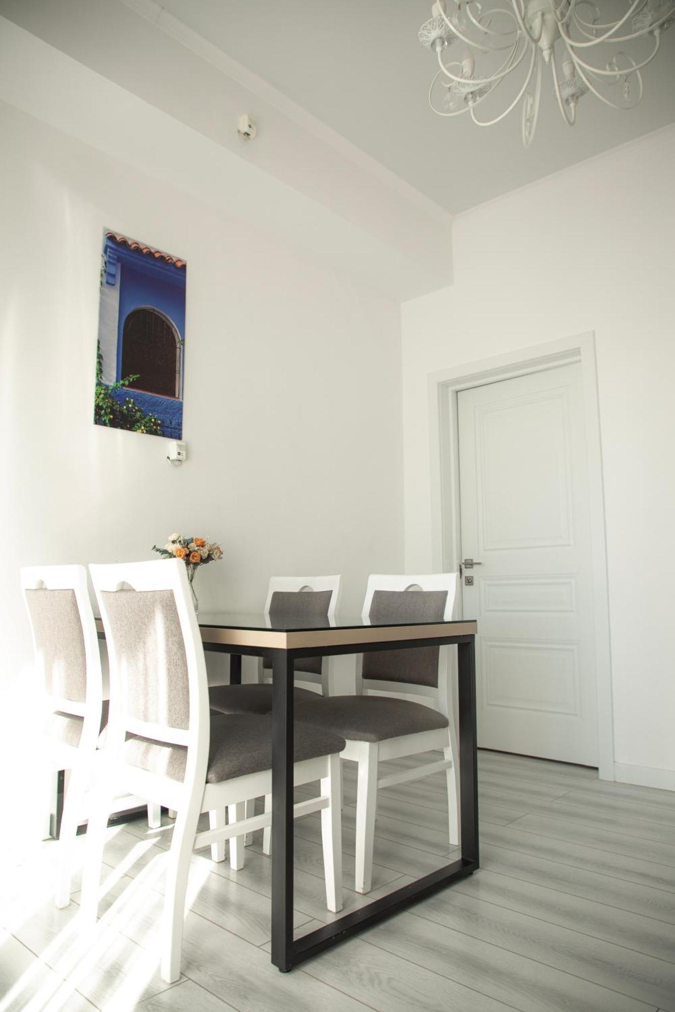 Casablanca Apart Hotel Bişkek Dış mekan fotoğraf